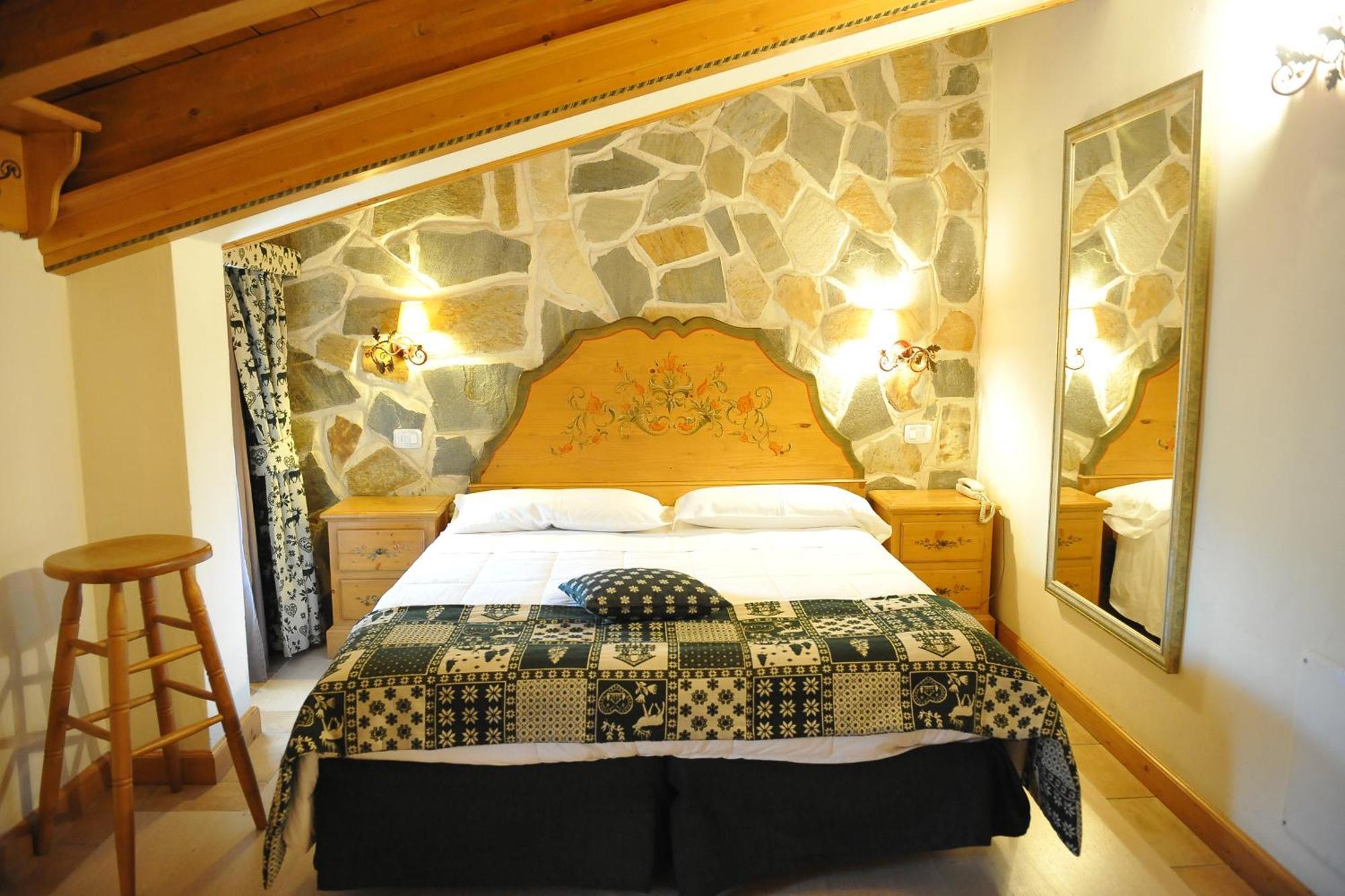 Garni Astoria Hotel & Spa 로카라소 외부 사진